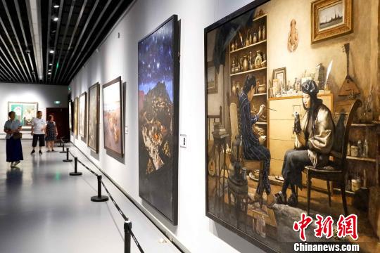 图为展馆一角。　李隽 摄